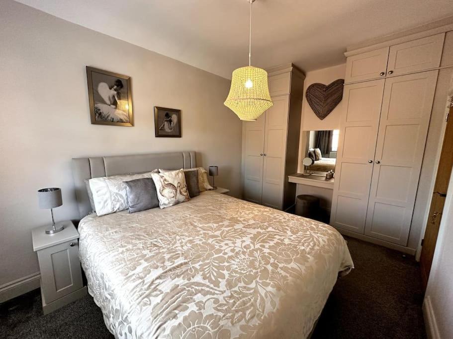 Gaia Villa Lichfield Luaran gambar