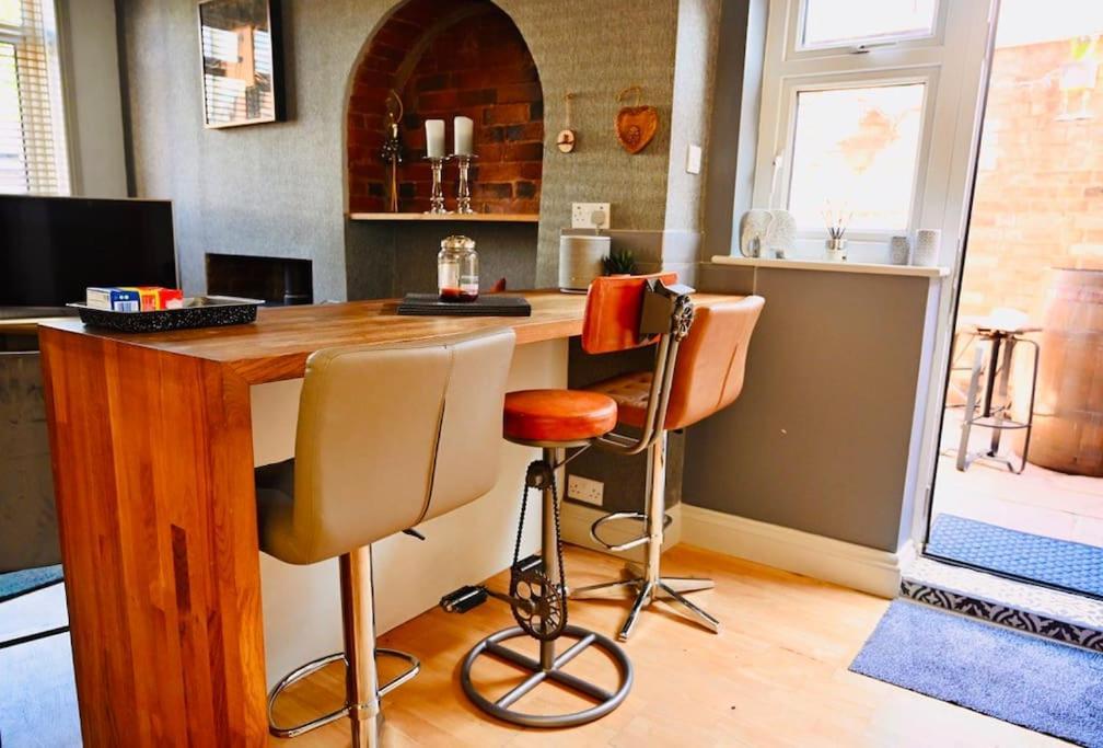 Gaia Villa Lichfield Luaran gambar